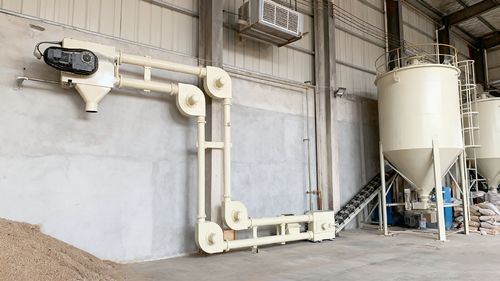 کاربرد موفقیت‌آمیز نوار نقاله زنجیری لوله‌ای در جابجایی مواد زیست‌محیطی